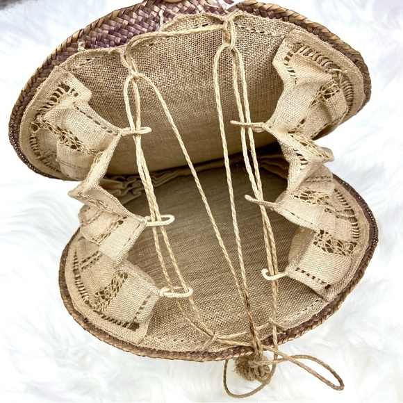 Incredible Vintage Round Woven Basket Purse Accordion Crochet Lace Tassels - Picture 5 of 6